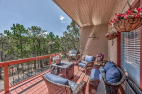 Cozy Up Haus, 3BRs, Game Room, Deck, Wi-Fi, Sleeps 8